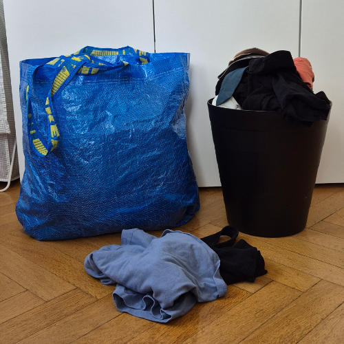 kleiderschrank-ausmisten-wohin-damit